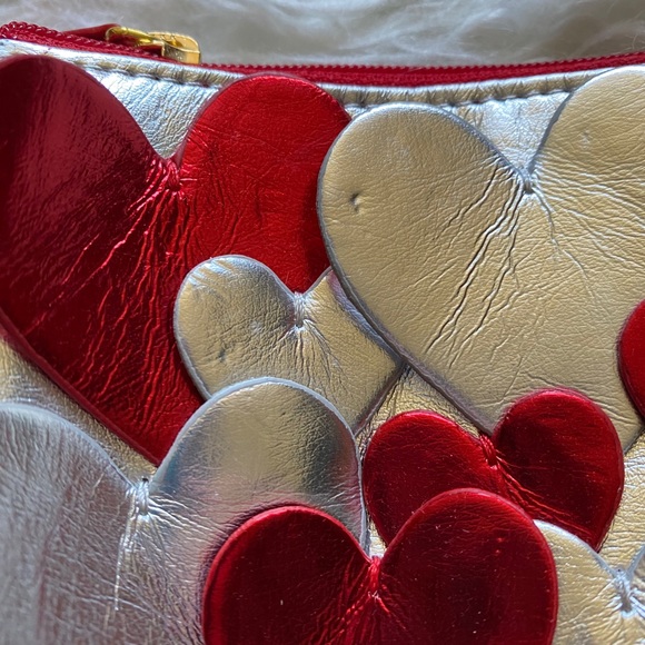 Gymboree Girls Metallic Heart Valentine Wristlet - Picture 3 of 4